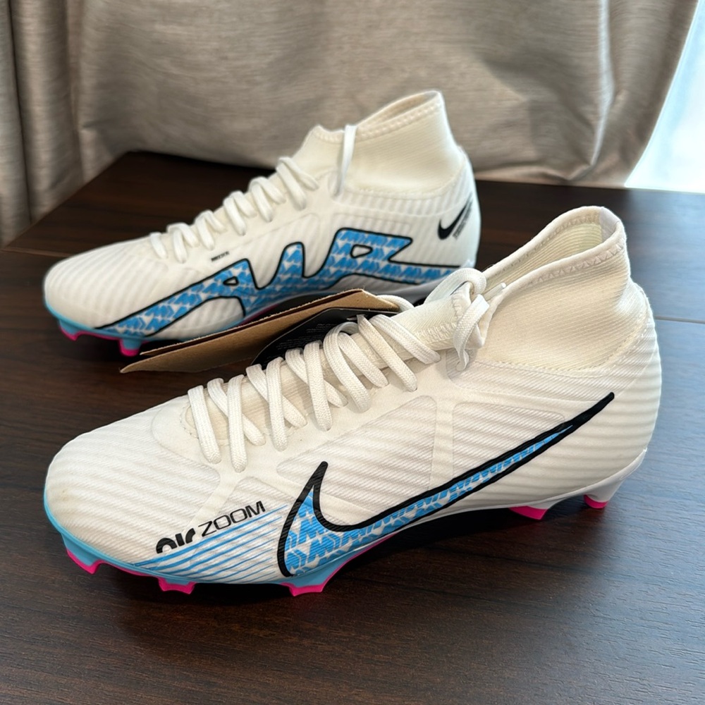 Nike Mercurial Superfly 9 Academy FG Soccer Cleats